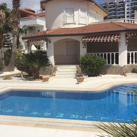 Beautiful Family With Private Pool. Appartamento *