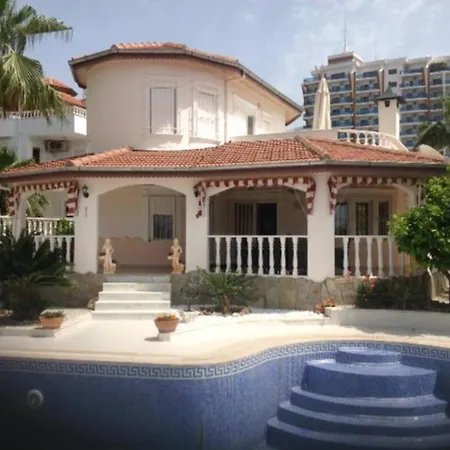 Appartamento Beautiful Family With Private Pool. Mahmutlar