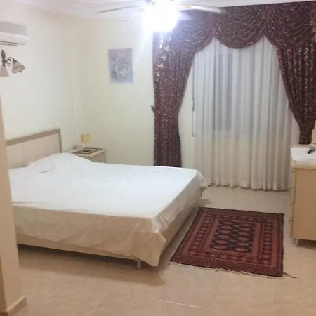 Beautiful Family With Private Pool. Appartamento