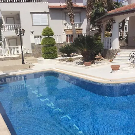 Daire Beautiful Family With Private Pool. Mahmutlar